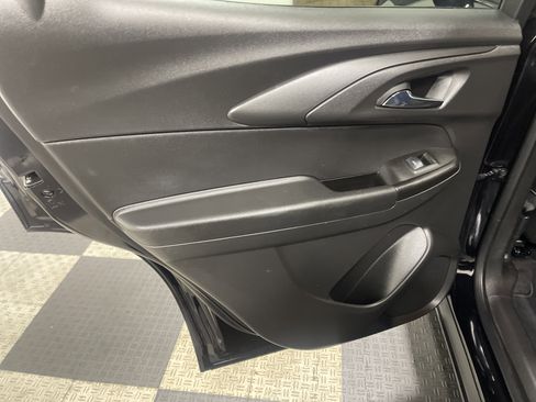 Used 2023 Chevrolet TrailBlazer LT w/ Convenience Package image 15