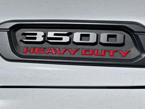 New 2026 RAM 3500 Tradesman AWD/4WD image 23