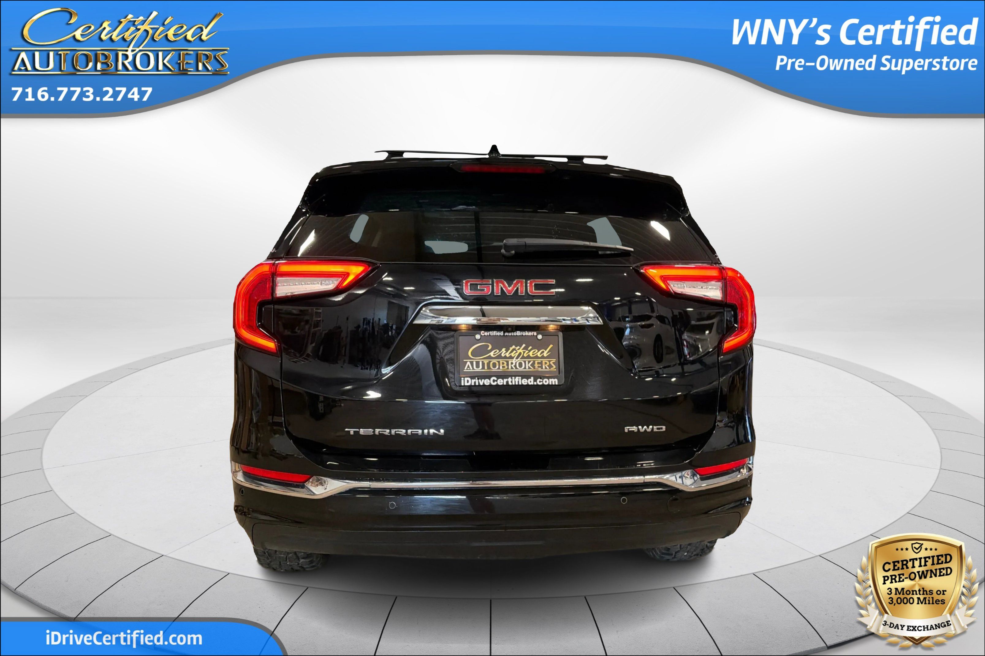 Used 2023 GMC Terrain Denali w/ Black Diamond Edition AWD/4WD image 7