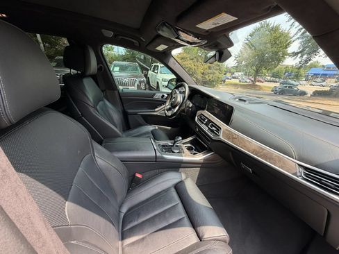 Used 2019 BMW X7 xDrive50i w/ Dynamic Handling Package AWD/4WD image 10