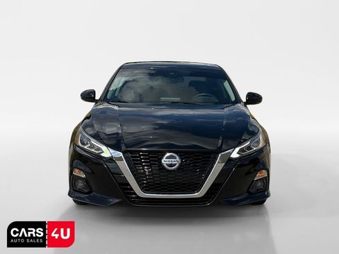 Used 2020 Nissan Altima 2.5 SL FWD image 2