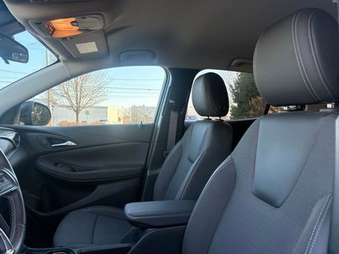 Certified 2023 Buick Encore GX Select image 28
