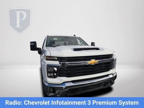 Certified 2025 Chevrolet Silverado 2500 LT w/ Convenience Package image 11