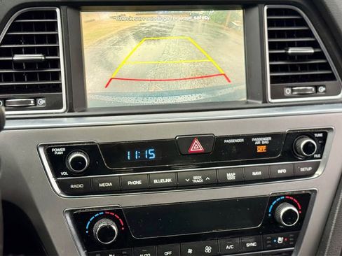 Used 2015 Hyundai Sonata Limited 2.0T image 11