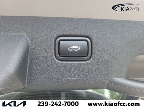 New 2026 Kia Sportage SX FWD image 11