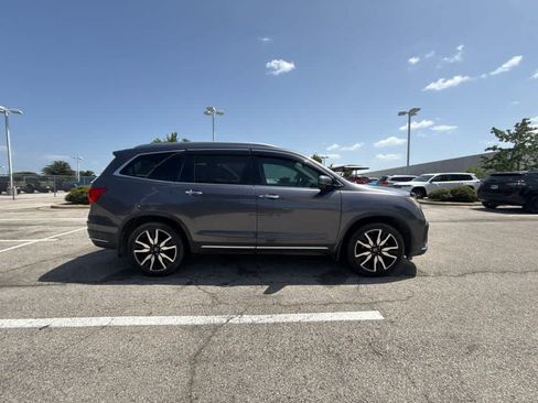 Used 2020 Honda Pilot Touring image 5
