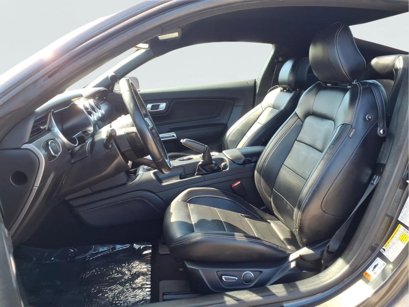Certified 2019 Ford Mustang GT Premium w/ Equipment Group 401A RWD image 16