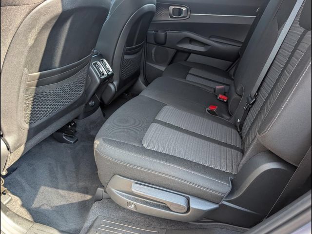 Certified 2024 Kia Sorento LX FWD image 10