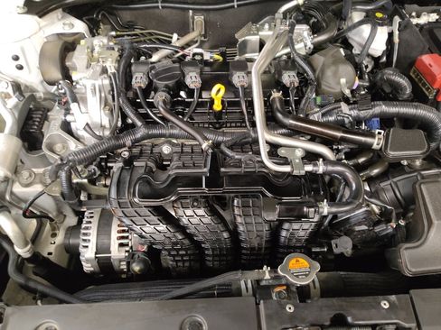 Used 2025 Nissan Altima 2.5 SR image 30