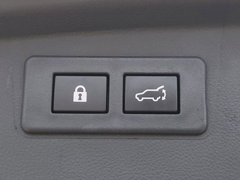 Certified 2024 Subaru Outback Premium image 12