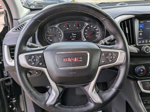 Used 2024 GMC Terrain SLT FWD image 31