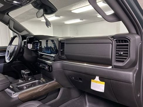 Certified 2025 Chevrolet Silverado 1500 LT w/ All Star Edition Plus AWD/4WD image 27