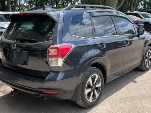 Used 2017 Subaru Forester 2.5i Limited w/ Popular Package #2 AWD/4WD image 8