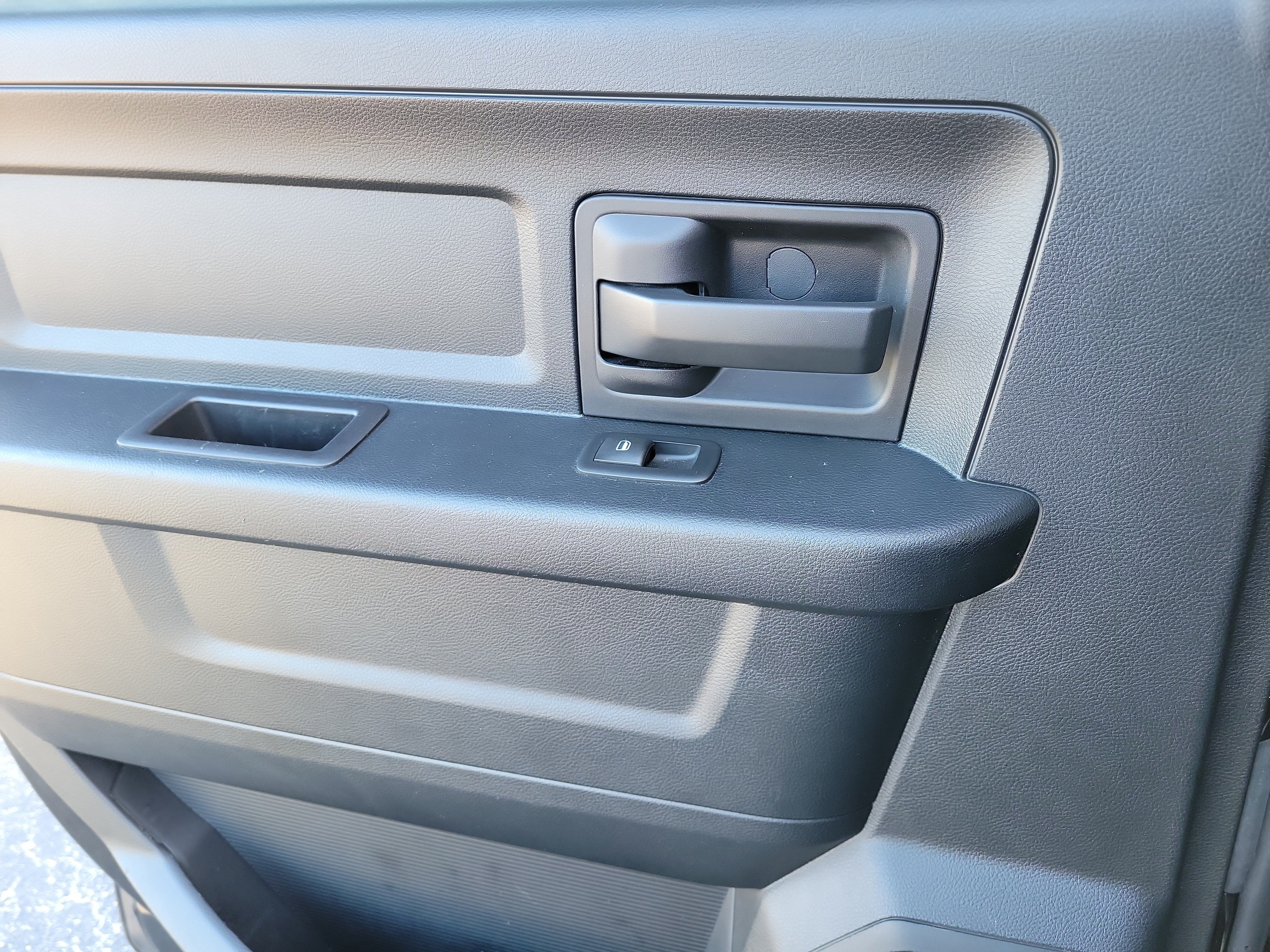 Used 2016 RAM 1500 Tradesman w/ Popular Equipment Group RWD image 13
