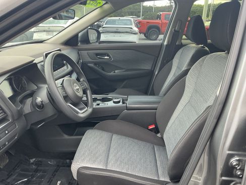 Used 2023 Nissan Rogue SV AWD/4WD image 10