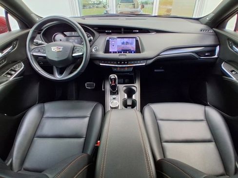 Certified 2023 Cadillac XT4 Sport w/ Enhanced Visibility Package image 7