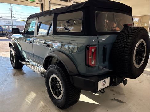 Used 2022 Ford Bronco Big Bend w/ Sasquatch Package image 4