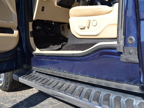 Used 2017 Ford F150 Lariat w/ Equipment Group 502A Luxury image 32