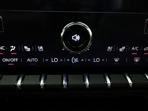 Used 2026 GMC Yukon Denali Ultimate image 29