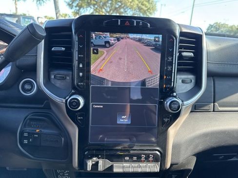 Used 2024 RAM 2500 Laramie image 28