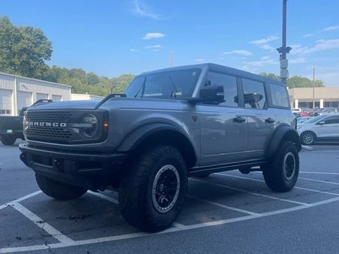 Used 2022 Ford Bronco Badlands w/ Sasquatch Package AWD/4WD image 1