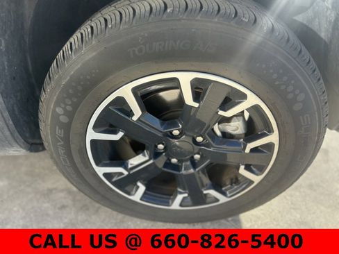 Used 2023 Jeep Renegade Latitude image 7