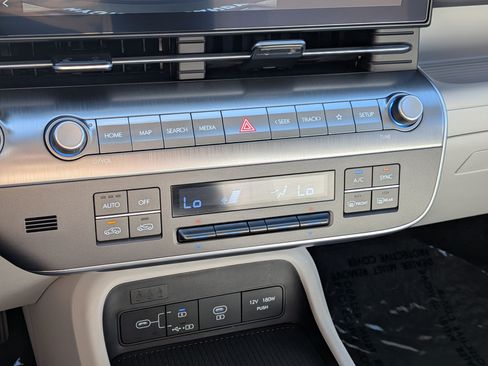 Certified 2025 Hyundai Kona SEL AWD/4WD image 23