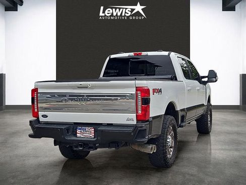 Used 2025 Ford F250 King Ranch w/ FX4 Off-Road Package AWD/4WD image 4
