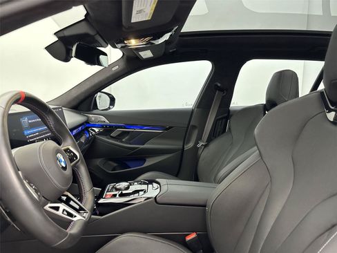 Used 2025 BMW M5 Touring AWD/4WD image 24