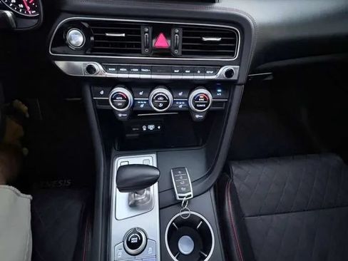 Used 2019 Genesis G70 2.0T Advanced w/ Sport Package AWD/4WD image 15