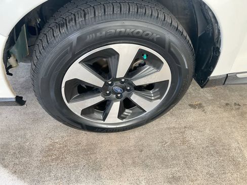 Used 2018 Subaru Forester 2.5i Premium image 10