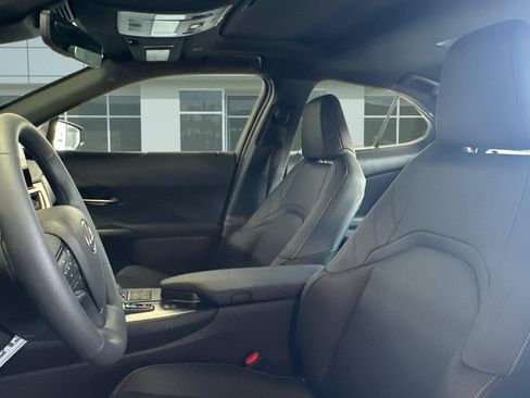 New 2026 Lexus UX 300h AWD image 5