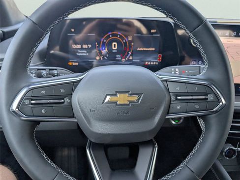 New 2026 Chevrolet Traverse LT w/ Driver Confidence Package image 22