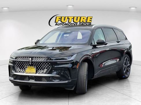 New 2026 Lincoln Nautilus Reserve image 2