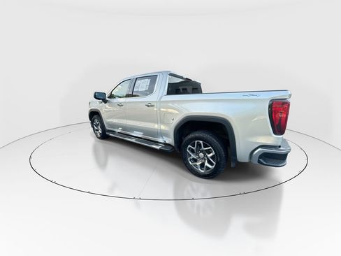 Used 2022 GMC Sierra 1500 SLT AWD/4WD image 6