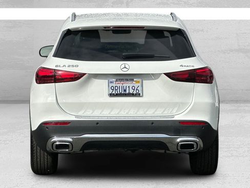 Certified 2025 Mercedes-Benz GLA 250 4MATIC image 5