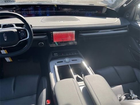 New 2025 Lincoln Navigator Reserve w/ Jet Appearance Package image 14