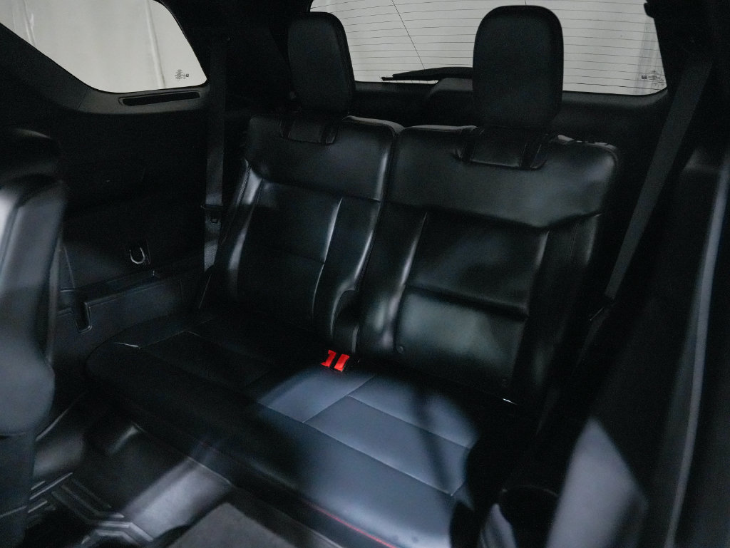 Used 2025 Ford Explorer ST AWD/4WD image 31