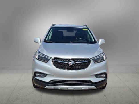 Used 2018 Buick Encore Essence FWD image 9