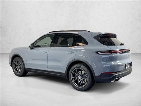 Used 2026 Porsche Cayenne AWD/4WD image 3