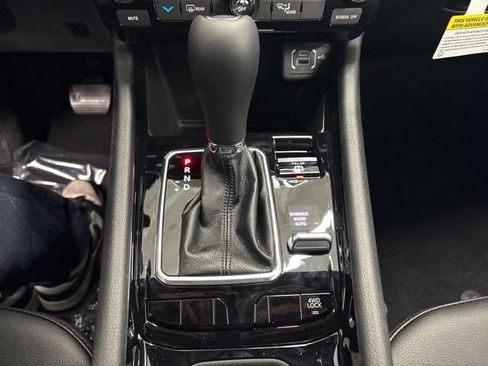 New 2026 Jeep Compass Latitude AWD/4WD image 32