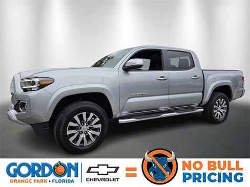 Used 2023 Toyota Tacoma Limited image 1