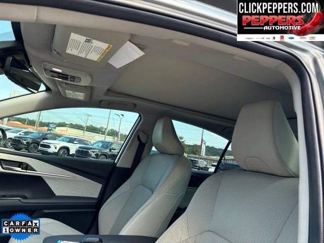 Used 2025 Toyota Camry XLE w/ Premium Plus Package AWD/4WD image 13