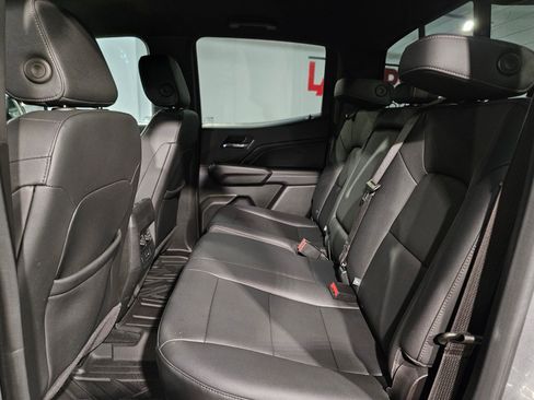 Used 2024 GMC Canyon Elevation w/ Elevation Premium Package image 36