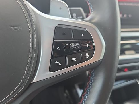 Used 2025 BMW X7 M60i AWD/4WD image 21