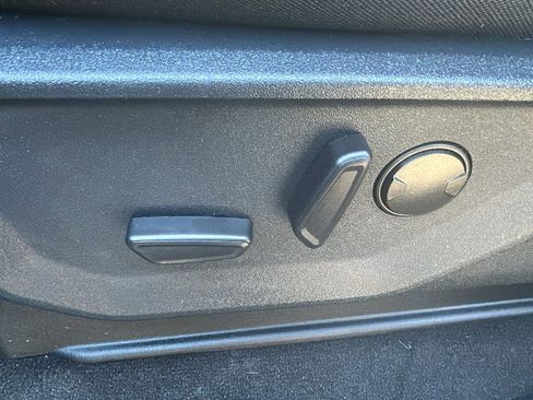 Used 2022 Ford F150 XLT w/ Equipment Group 302A High image 31