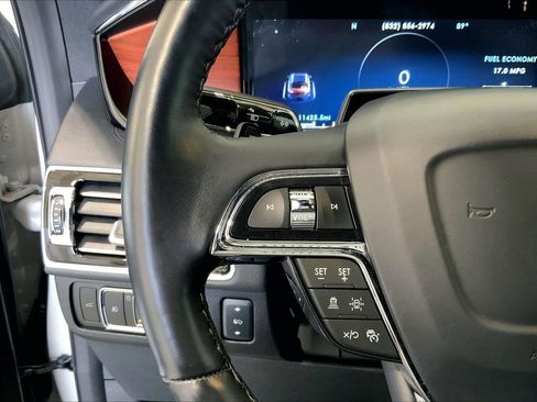 Used 2023 Lincoln Navigator L Reserve AWD/4WD image 20