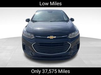 Used 2020 Chevrolet Trax LS w/ Tint and Cruise Package FWD video 2