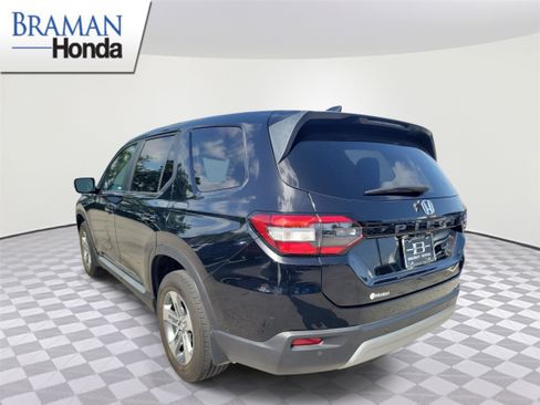 Certified 2024 Honda Pilot EX-L image 4