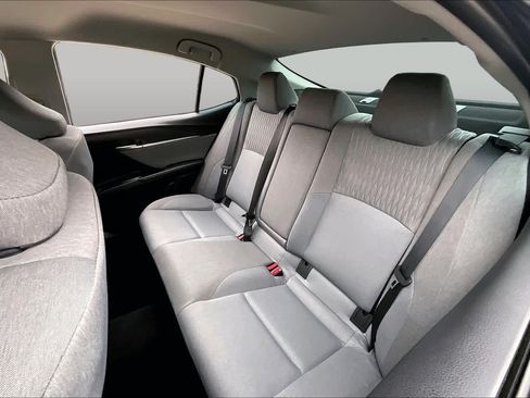 Used 2026 Toyota Camry LE w/ Convenience Package FWD image 20